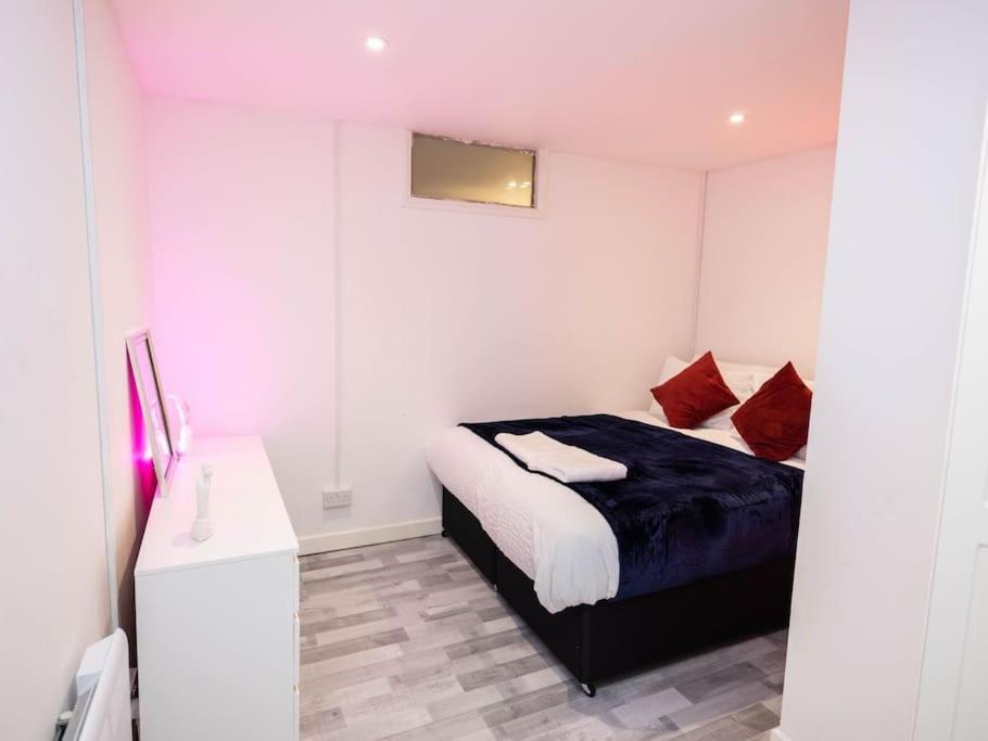 1 Bedroom-Sofabed-Worktable-4-Wifi-Parking Λονδίνο Εξωτερικό φωτογραφία