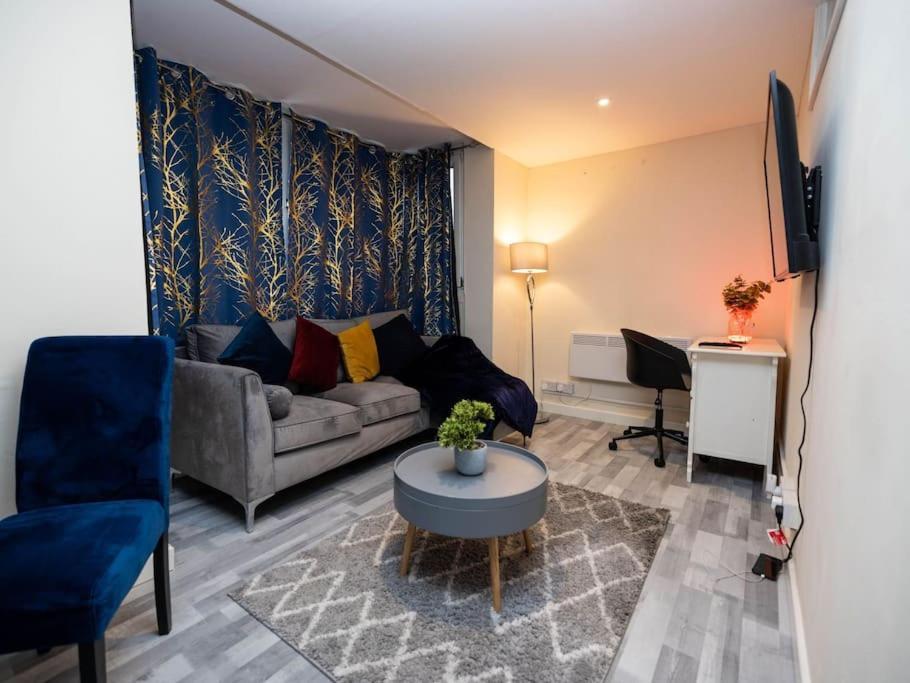 1 Bedroom-Sofabed-Worktable-4-Wifi-Parking Λονδίνο Εξωτερικό φωτογραφία